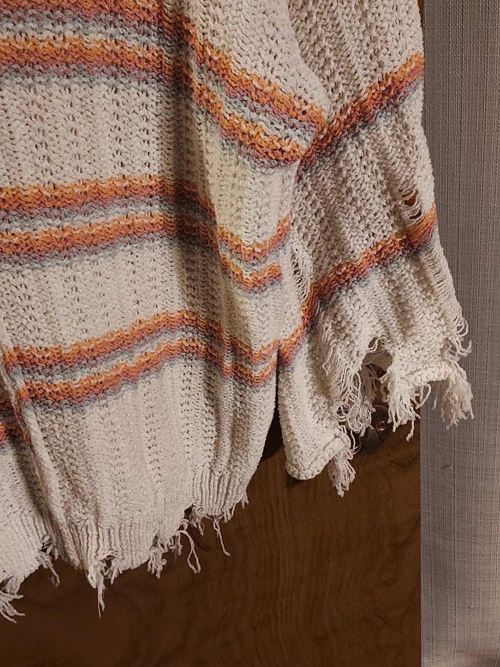 POL Fall Distressed Sweater - Picture 2 of 6